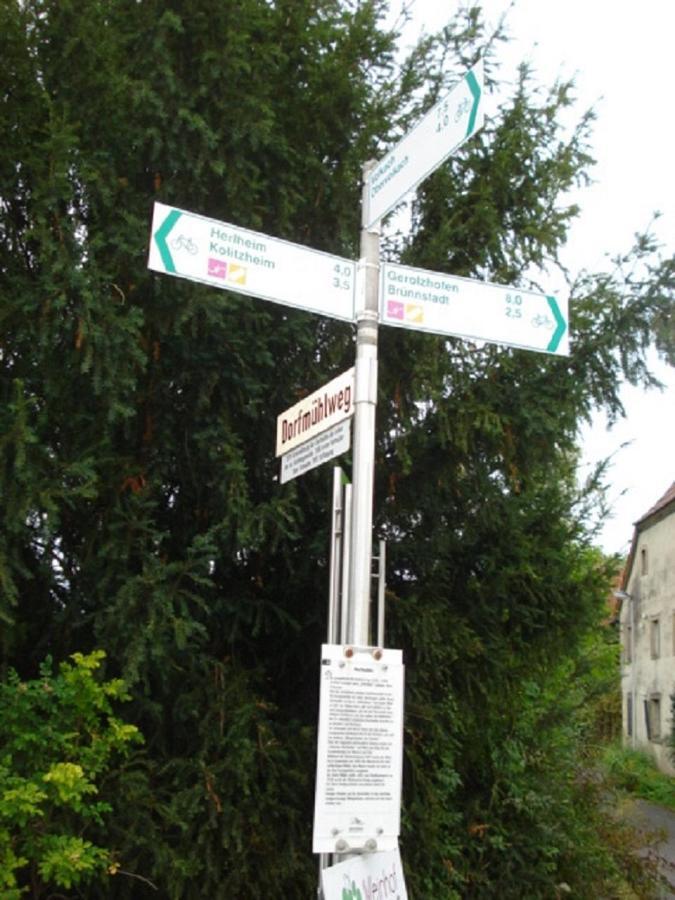 Ferienwohnung Troeppner Kolitzheim ภายนอก รูปภาพ